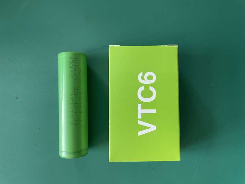 Pile Lithium Rechargeable 18650 3.7V Sony VTC6 3000mAh – Haute Performance 30A